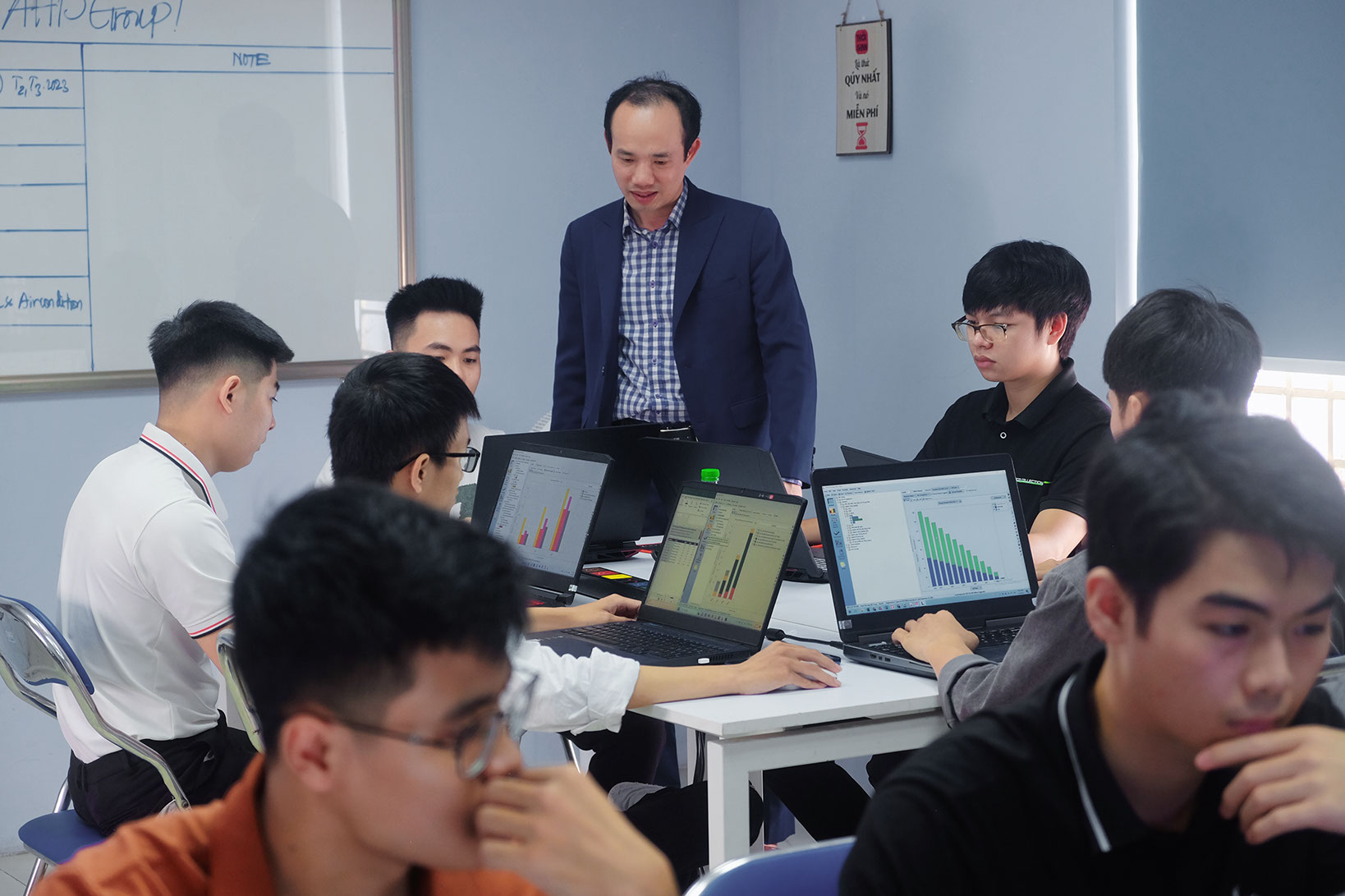 https://ahpgroup.vn/upload/image/%E1%BA%A2nh%20bai%20vi%E1%BA%BFt/A17-1.jpeg