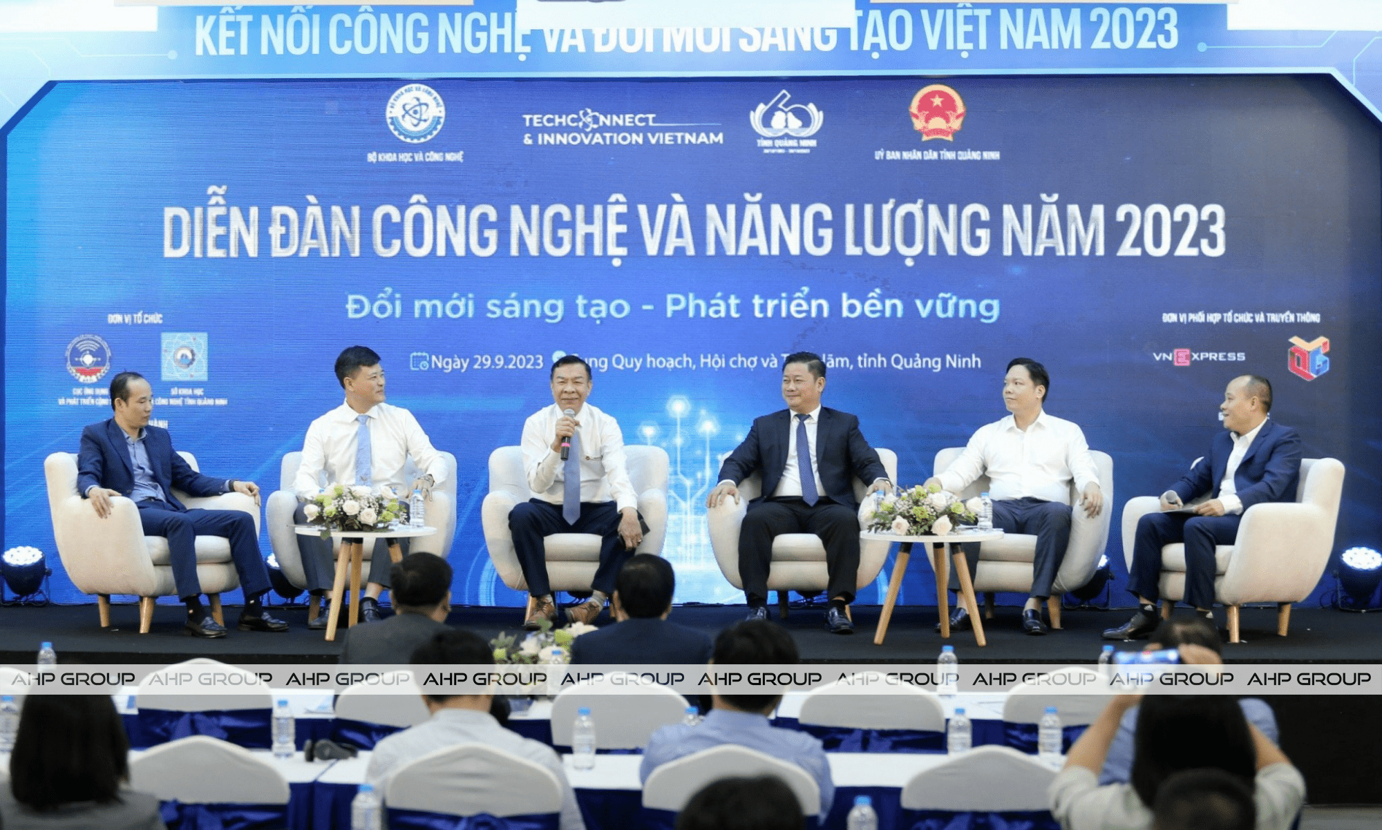 https://ahpgroup.vn/upload/image/%E1%BA%A2nh%20bai%20vi%E1%BA%BFt/congnghe-3-min.png